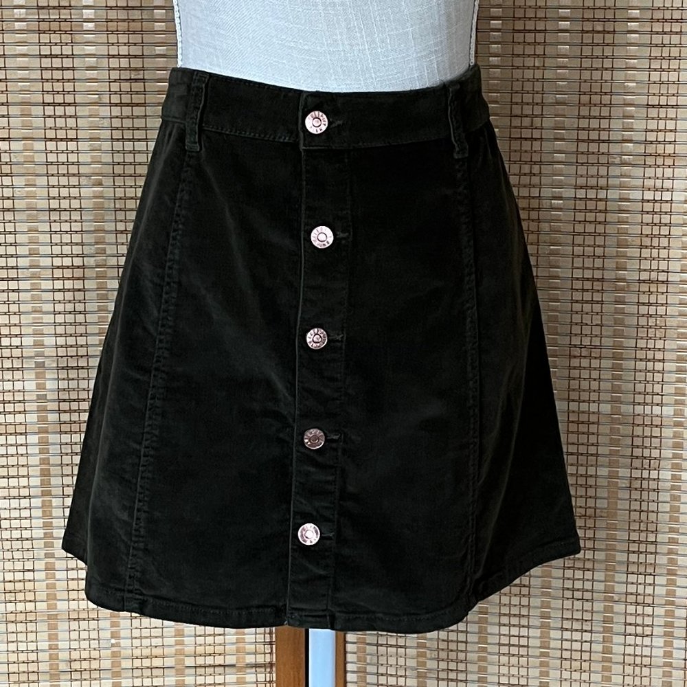 Celebrity Pink Corduroy Mini Skirt - Olive Green, Size 11/30